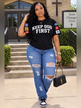 Keep God First Short Sleeve Graphic Tee - Black